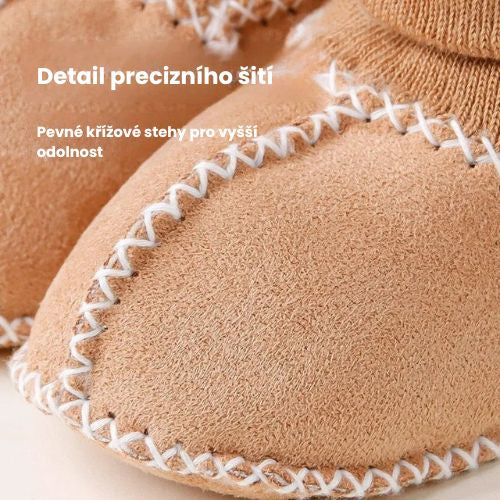 Zateplené zimní ponožkové botičky v semišovém vzhledu
