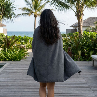 KOMPAKTNÍ RUČNÍK Z MIKROVLÁKNA – AERO TOWEL™