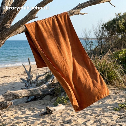 KOMPAKTNÍ RUČNÍK Z MIKROVLÁKNA – AERO TOWEL™