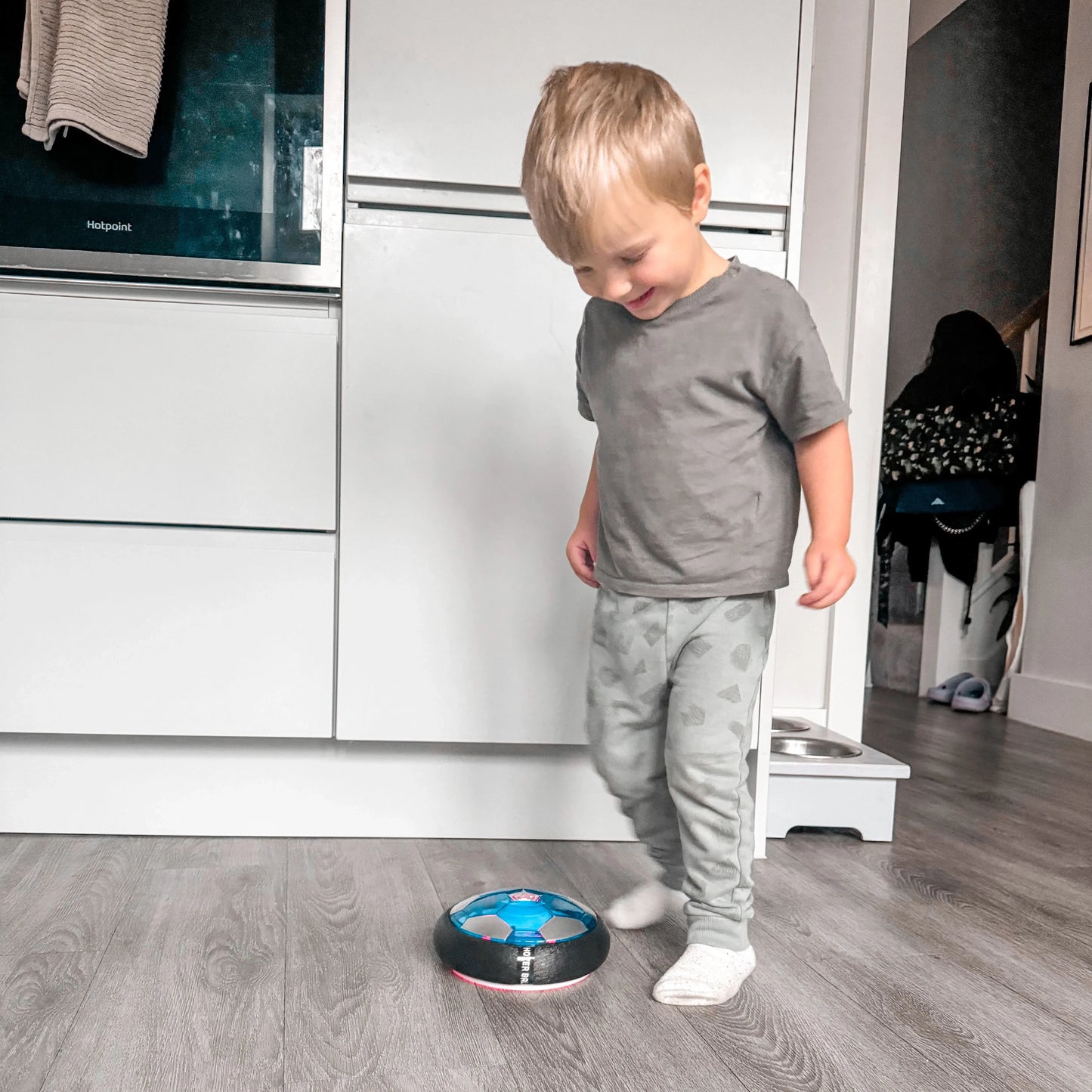 Dobrada™ – LED Hoverfotbalový míč pro děti - 1 + 1 zdarma